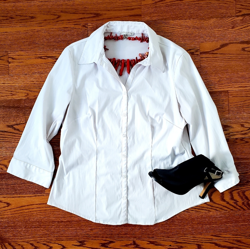 🇦🇺 Australian unbranded stretchy white blouse